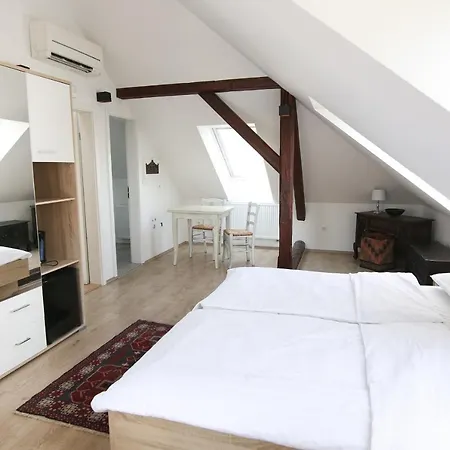 Hotel Katrca Lubiana