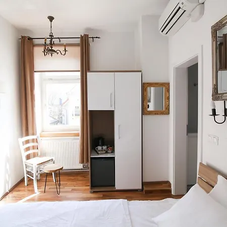 Katrca Hotell Ljubljana