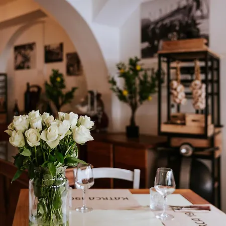 Katrca 3* Ljubljana