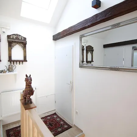 Katrca Любляна