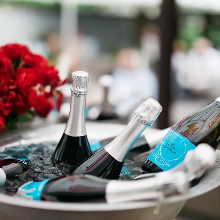 Готель Katrca Любляна